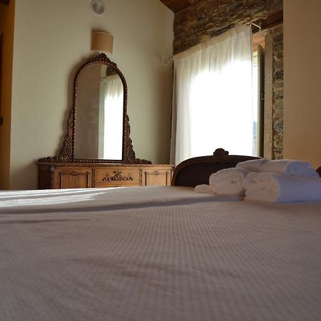 Vila Peregrina Кастаньеда Экстерьер фото